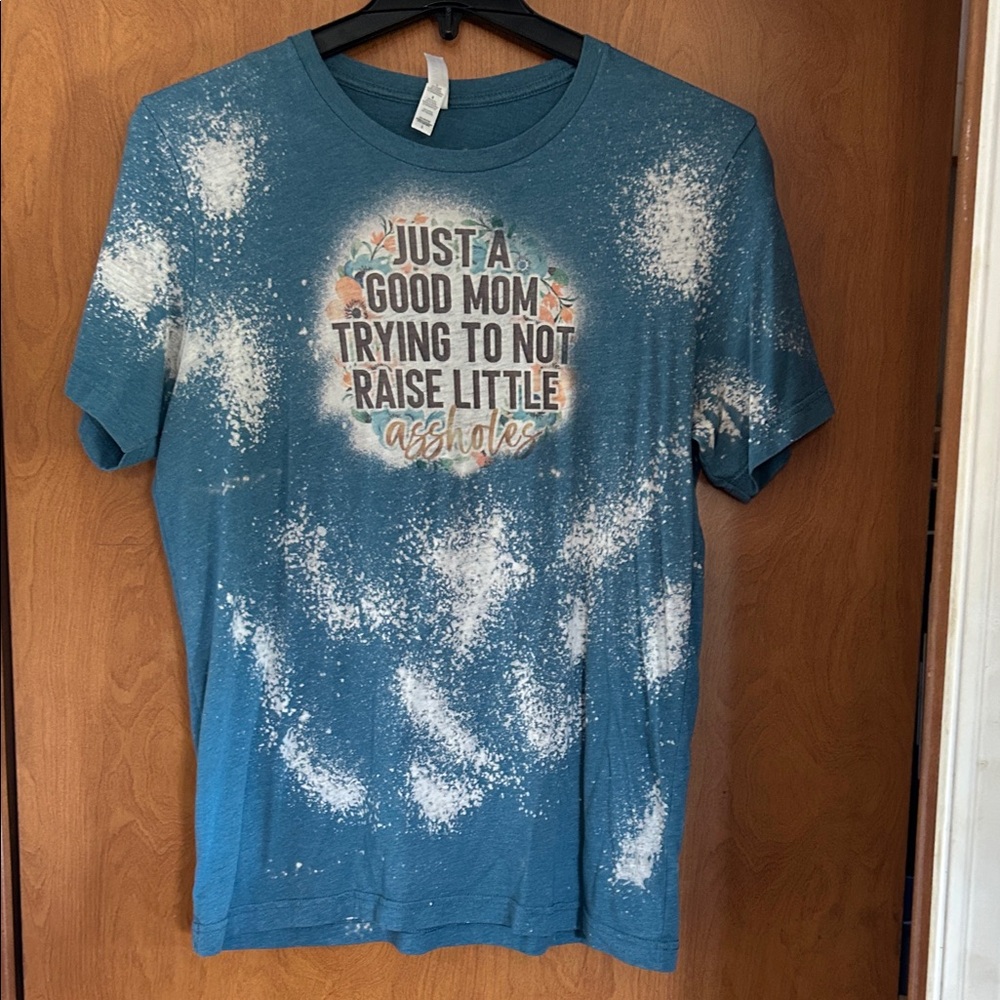 Women’s Graphic Good Mom Teal T-Shirt L